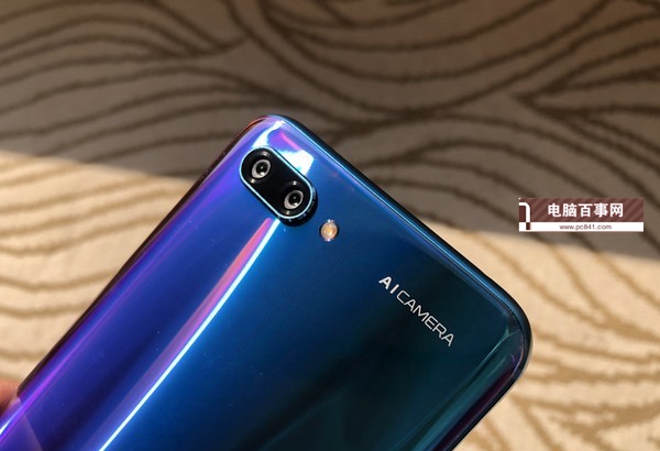 3K檔的熱門旗艦機(jī) 榮耀10和OPPO R15買哪個(gè)好？