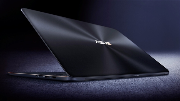 華碩ZenBook Pro 15超輕薄本升級(jí)：18.9毫米硬塞六核i9
