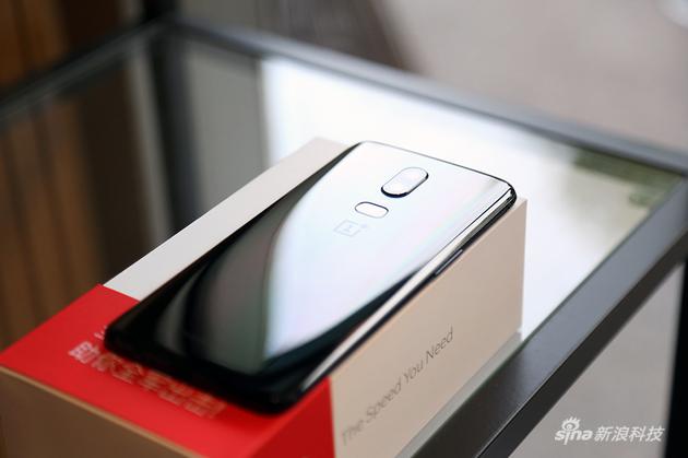 一加6、堅(jiān)果R1、小米MIX 2s對(duì)比評(píng)測(cè) 你該怎么選？