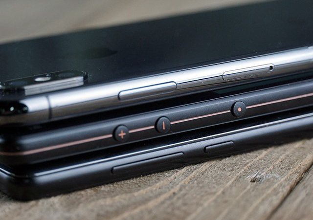 堅果R1、小米MIX2S、iPhone X對比評測 國產(chǎn)旗艦對決蘋果