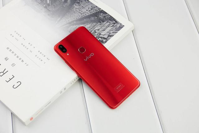 vivo X21i值得買嗎？vivo X21i評(píng)測(cè)