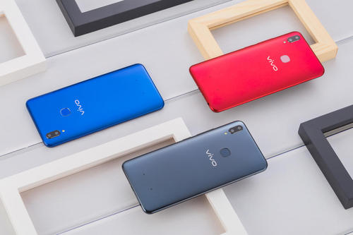 vivo Z1真機(jī)圖賞：顏值與實(shí)力的擔(dān)當(dāng)，超強(qiáng)性價(jià)比