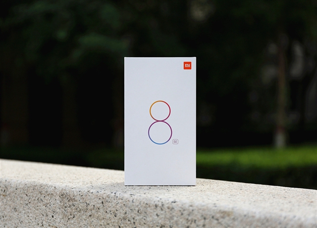 小米8 SE評(píng)測(cè):優(yōu)點(diǎn)和槽點(diǎn)明顯 小米8 SE值得買嗎？