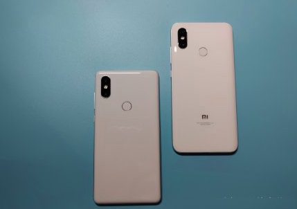 小米8和MIX2S哪個(gè)好？小米MIX2S和小米8區(qū)別對(duì)比