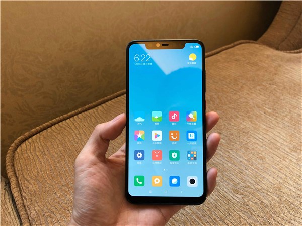 小米8和vivo NEX哪個好？vivo NEX對比小米8透明探索版區(qū)別