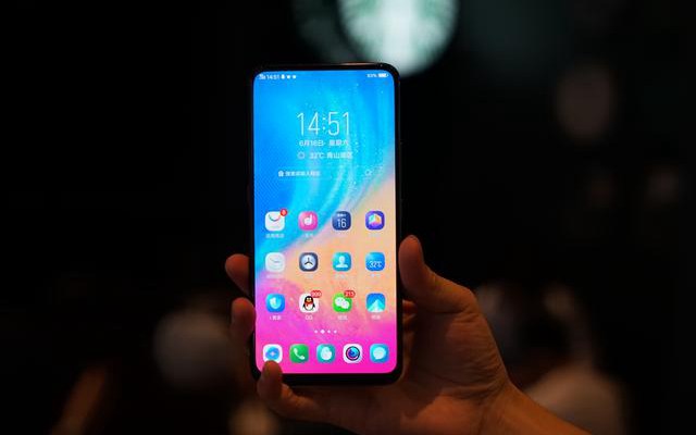 OPPO Find X三版本區(qū)別對(duì)比 OPPO Find X三版本哪個(gè)好？