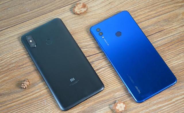 榮耀Note10和小米Max3對比評測 巨屏手機(jī)選哪款好？