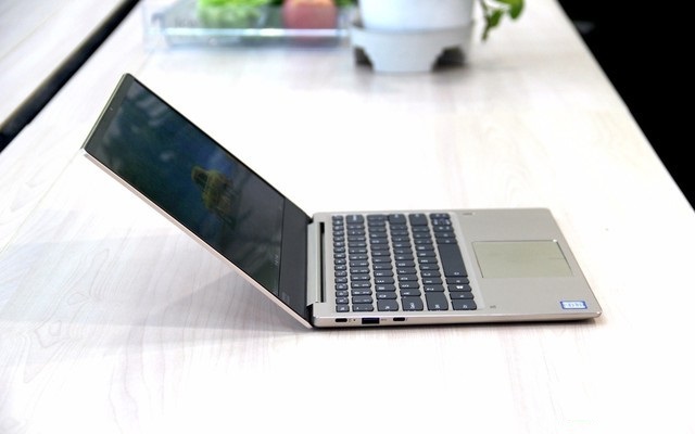 R5-2500U和i5-8250U哪個好？銳龍5-2500U對比i5-8250U區(qū)別