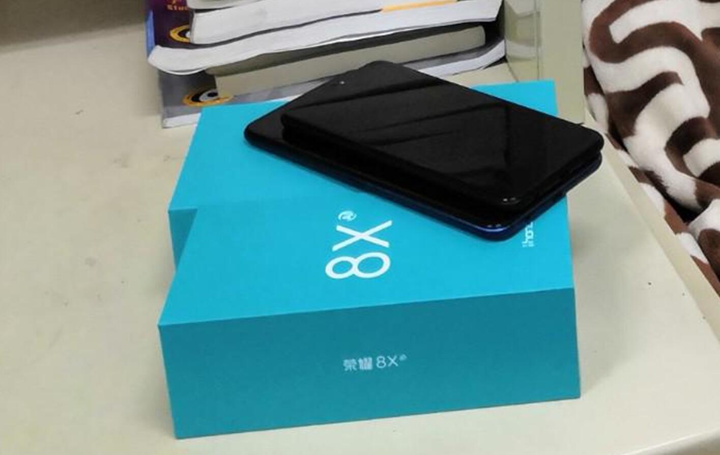 榮耀8X、榮耀8X Max開啟預約 9月5日正式發(fā)布
