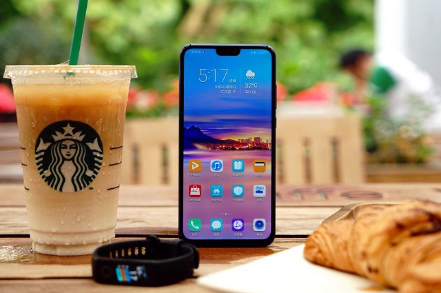 榮耀8X和小米6X哪個好？小米6X對比榮耀8X秒懂區(qū)別