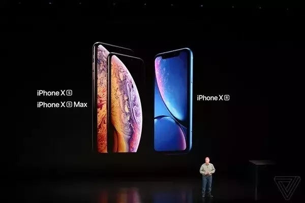 iPhone XS已經(jīng)拋棄了漸漸沒(méi)錢的你 網(wǎng)友：我就看看，不買！