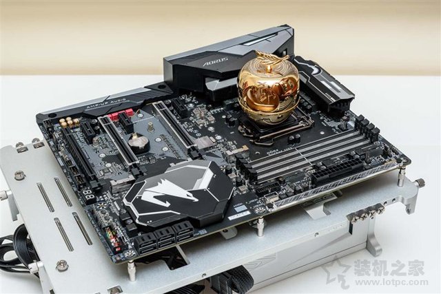 RTX 2070顯卡怎么樣？RTX 2070對(duì)比GTX1080性能測(cè)試對(duì)比測(cè)評(píng)