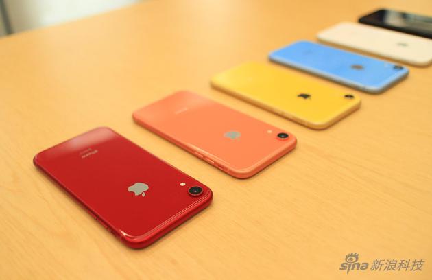 蘋果iPhone XR上手體驗(yàn)：這次iPhone XR賣點(diǎn)可不止是色彩