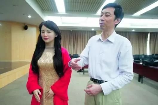 中美日三國美女機器人對比：中國最逼真，美國超性感，日本呢？