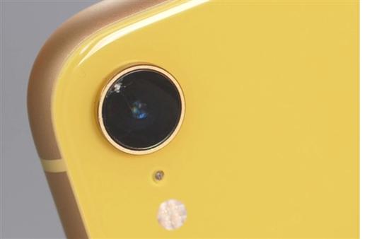 蘋果iPhone XR手機(jī)跌落測(cè)試：比起XS來果然差遠(yuǎn)了