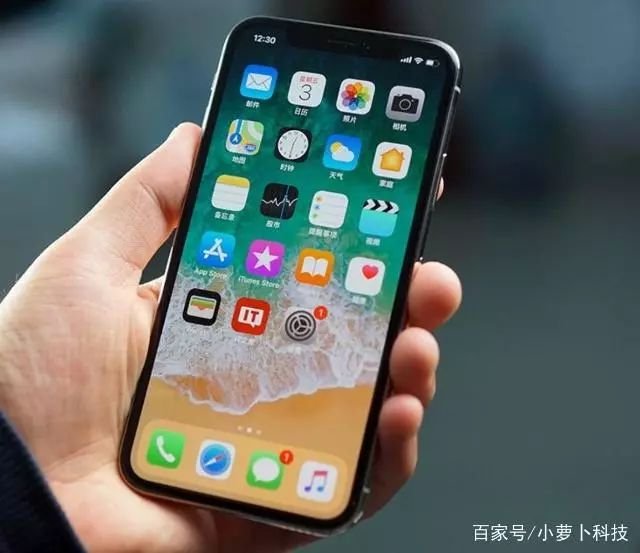 iPhone用戶傷不起！蘋果iPhone X限速后又出現(xiàn)屏幕問題