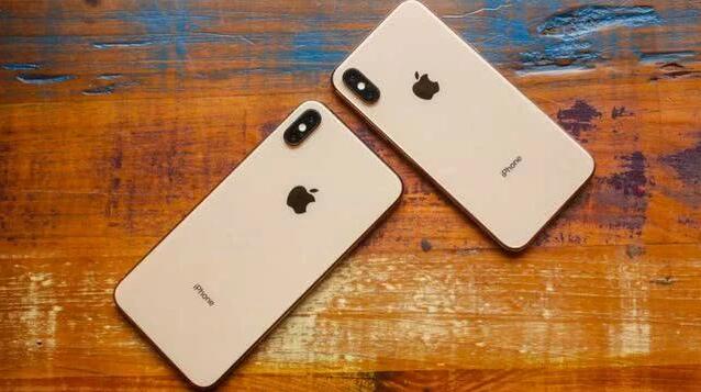 外媒：因新機市場表現(xiàn)不佳 蘋果將“重啟”iPhoneX的生產(chǎn)計劃