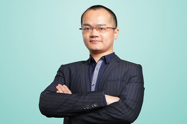 國內(nèi)互聯(lián)網(wǎng)大佬學(xué)歷背景起底 起跑線其實都很高