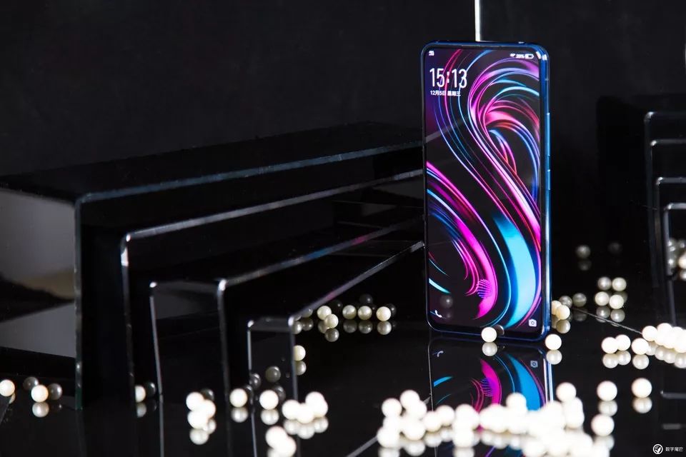 vivo NEX 雙屏版圖賞：既是實(shí)力派，也是「雙面派」