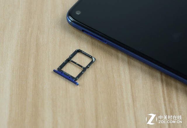 4800萬像素強(qiáng)在哪 榮耀V20對比iPhone XS告訴你（審核不發(fā)） 