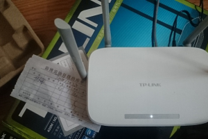 TP-link路由器 怎么設(shè)置？用手機(jī)設(shè)置四天線tp-link路由器教程圖解