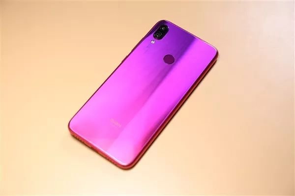 驍龍855版的紅米手機(jī)要來了：價(jià)格不會(huì)貴，小米下了血本