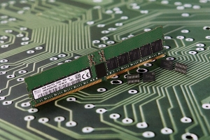 SK海力士發(fā)布首顆DDR5-6400內(nèi)存芯片：采用1ynm工藝制造