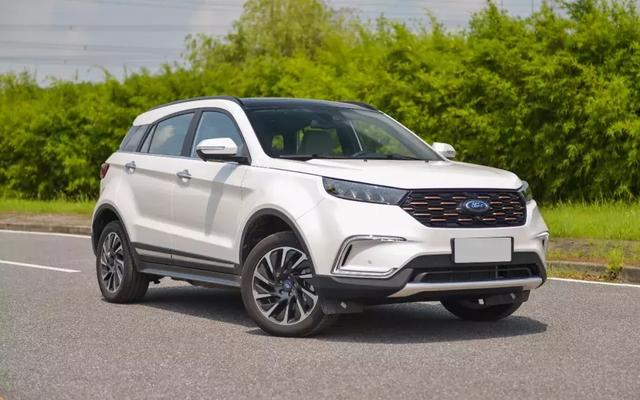 福特首款純電動(dòng)SUV車型福特領(lǐng)界EV正式上市，指導(dǎo)價(jià)為19.90-22.30萬(wàn)元