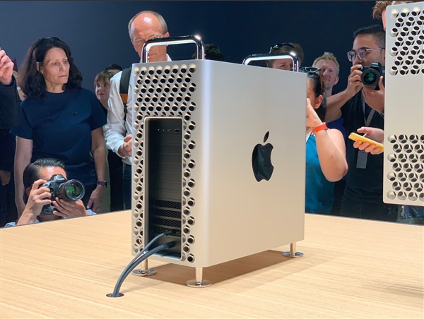 蘋果將宣布新款Mac Pro上市時(shí)間 整套配下來超30萬元