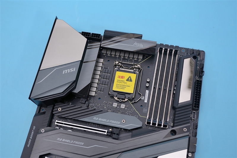 來自4600MHz C19的感動！微星MEG Z490 GODLIKE主板評測
