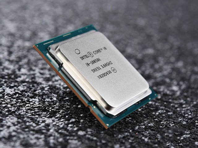 當(dāng)英特爾玩起性價比  3399元就能買到的10核酷睿i9-10850K 